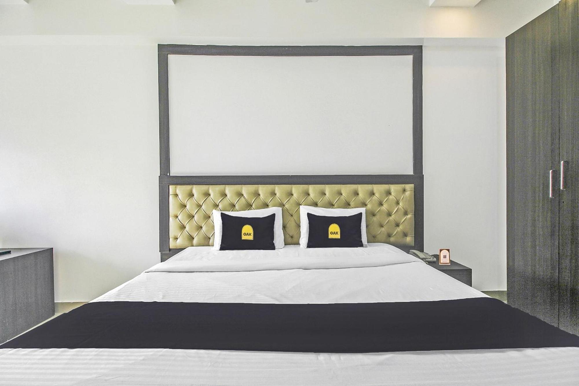 Super Townhouse Oak The Platinum Studio New Town Eksteriør bilde